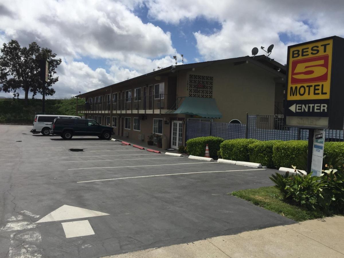 ساليناس، كاليفورنيا Best 5 Motel المظهر الخارجي الصورة